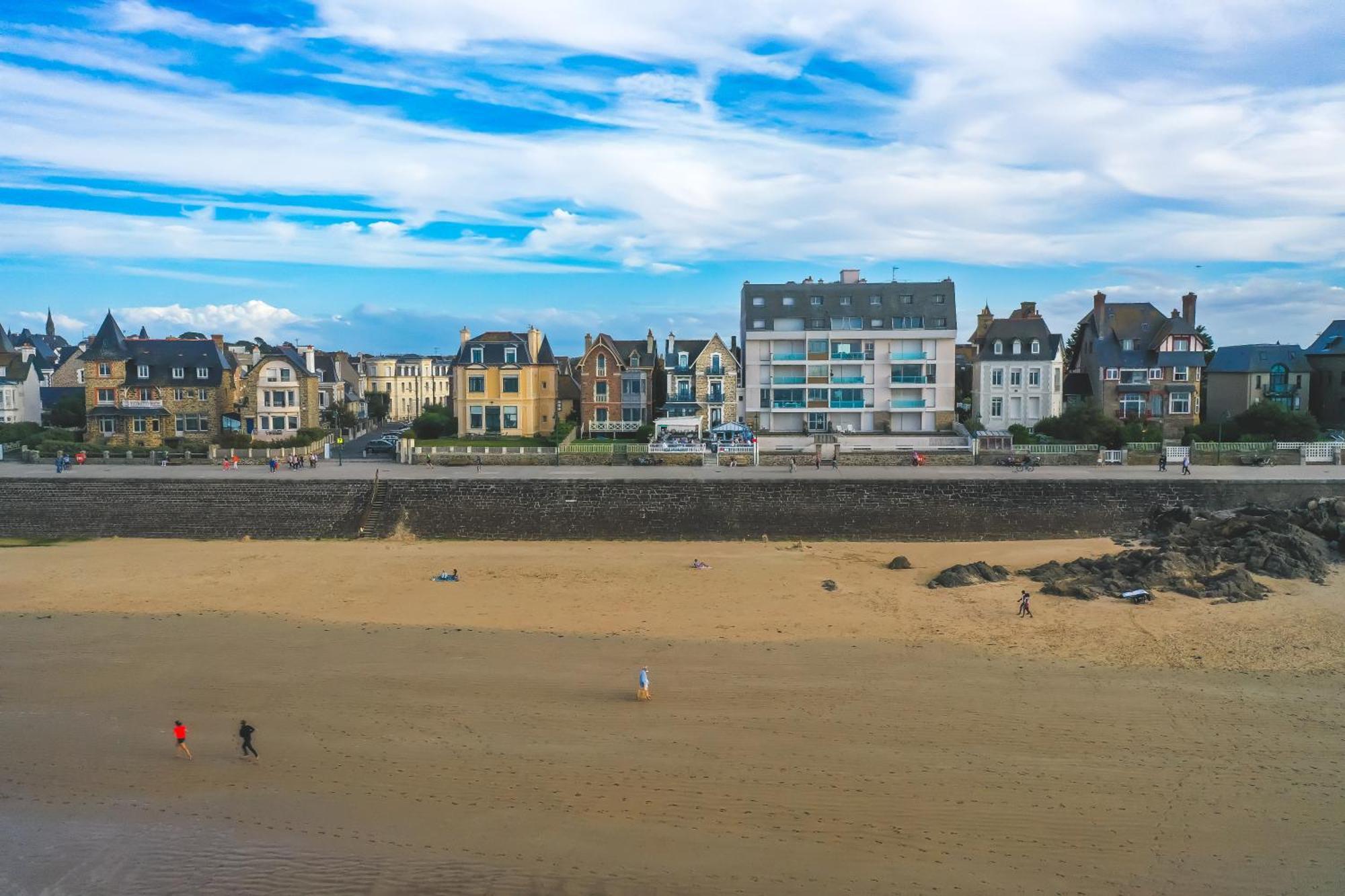 Les Charmettes Hotell Saint-Malo Exteriör bild