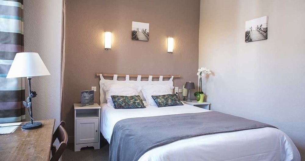 Les Charmettes Hotell Saint-Malo Exteriör bild